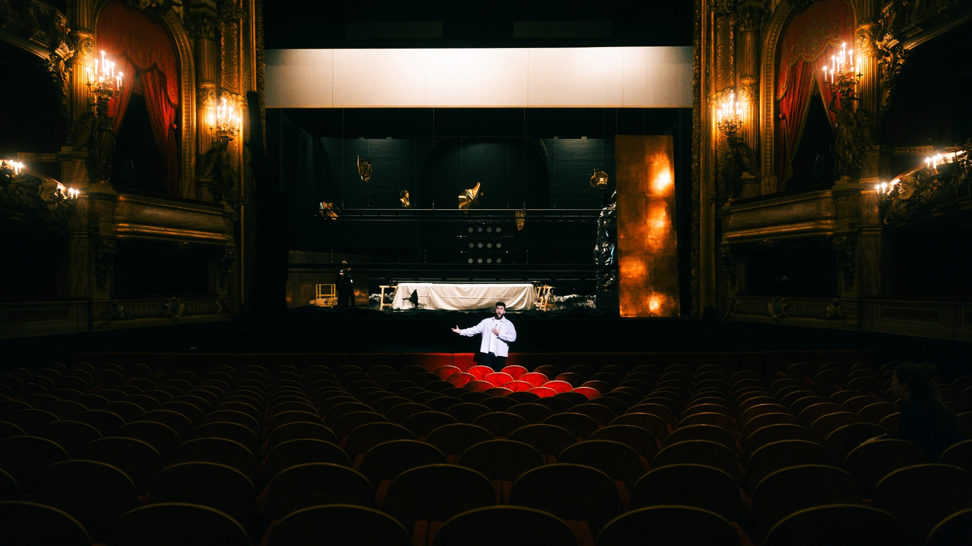opera placeholder